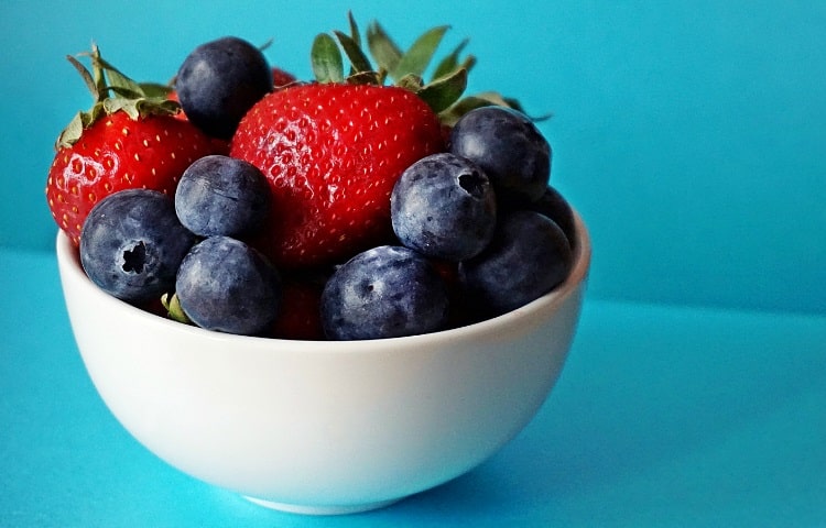 Berries in bowl