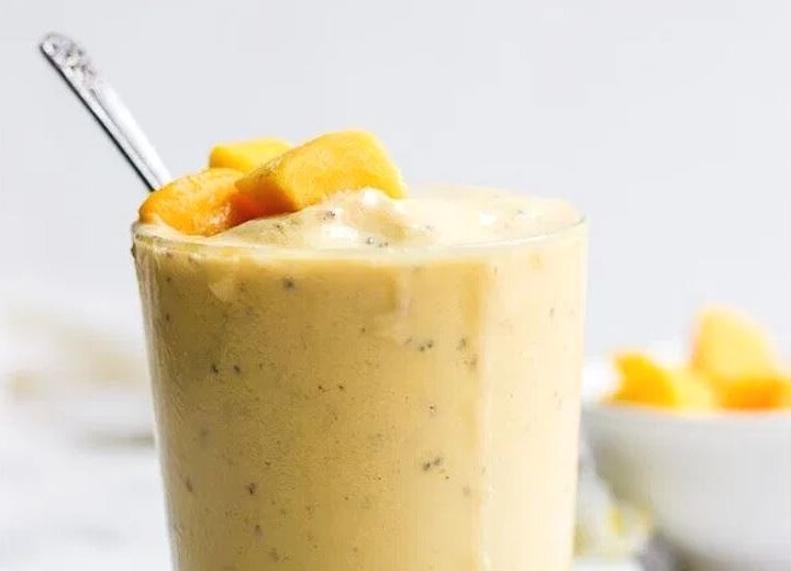 Delicious dairy free mango smoothie