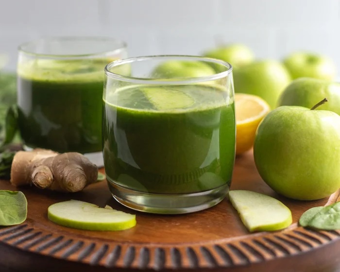 Apple green juice