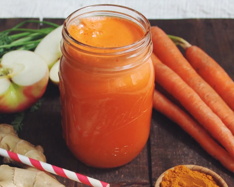 Turmeric ginger carrot juice