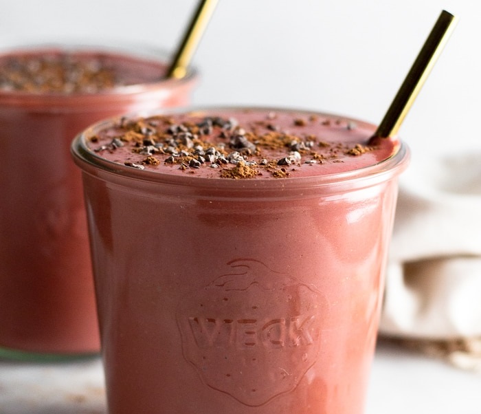 Chocolate beet smoothie recipe