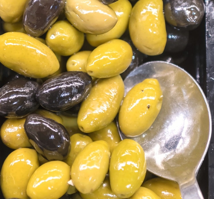 Cerignola olives