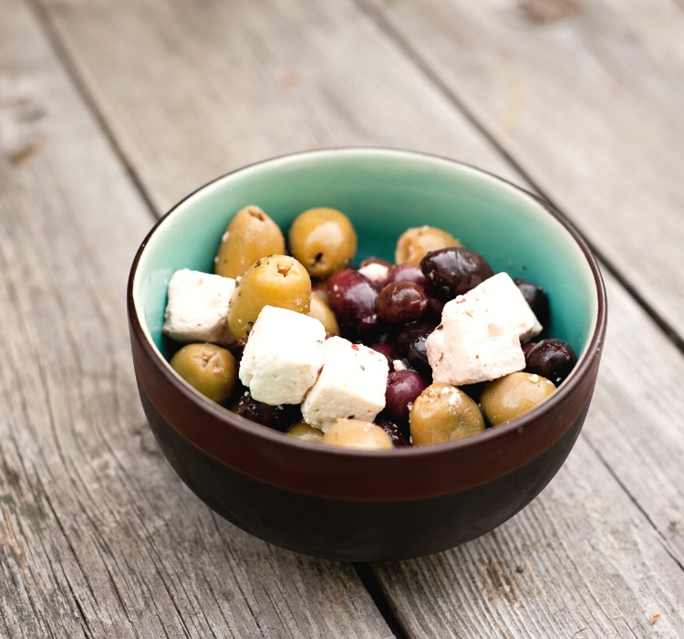 Olives in bowl