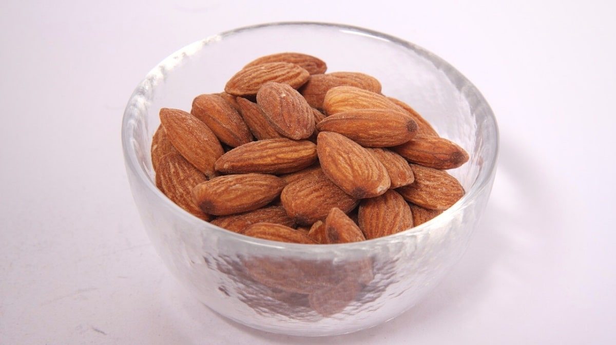 Are almonds fattening?