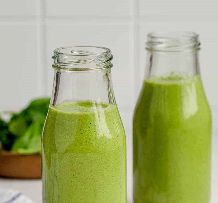 Glowing green smoothie