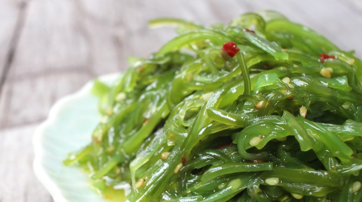 How to eat more seaweed (8 ways)