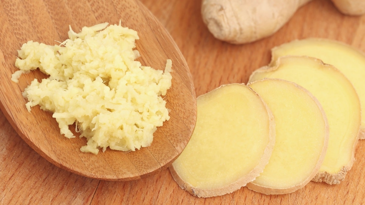 How to peel and cut ginger (5 methods)