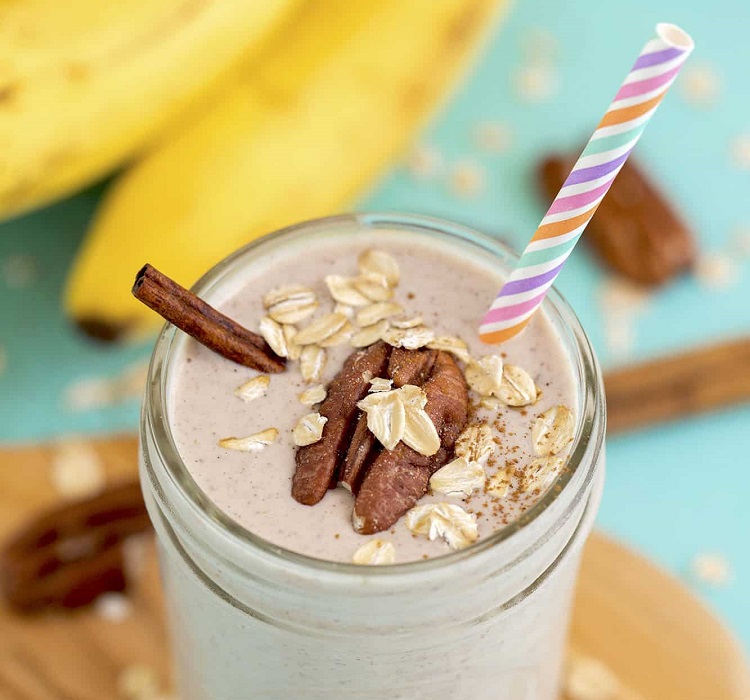Toasted Pecan and Oatmeal Smoothie